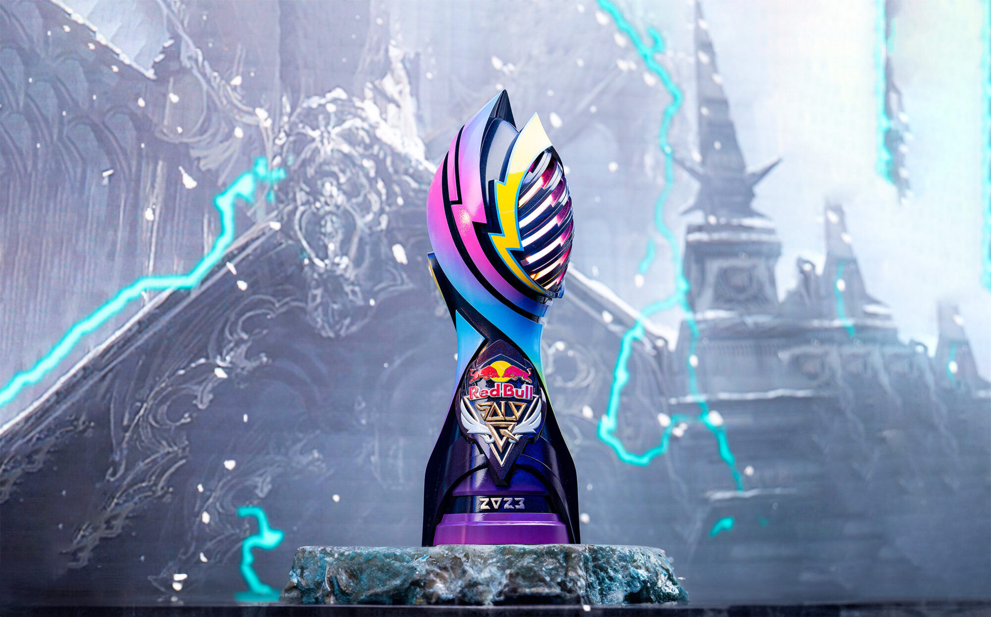 Esports trophy for Red Bull SoloQ 2023 Junliu&Gaël