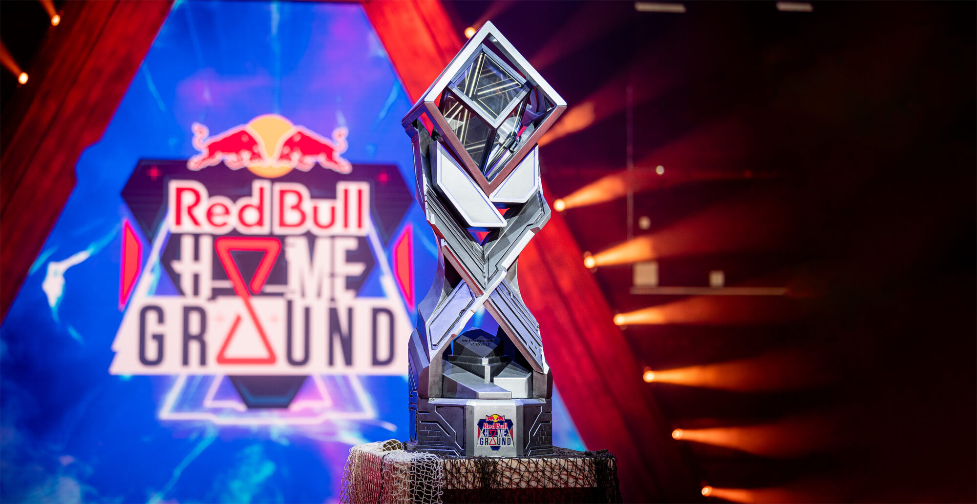 Esports trophy for Red Bull Home Ground 2022 Junliu&Gaël